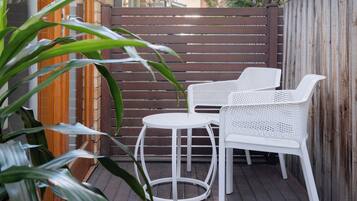 Standard Studio | Terrace/patio