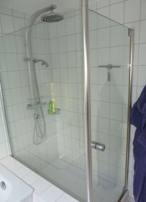House | Bathroom - The Fischerhaus on Lake Malkwitzer See (Hohen Wangelin)