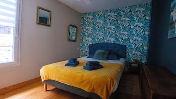 2 slaapkamers, een strijkplank/strijkijzer, wifi, beddengoed