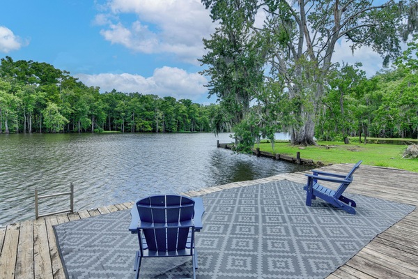 Springfield Vacation Rental | 3BR | 2BA | Stairs Required | 1,200 Sq Ft