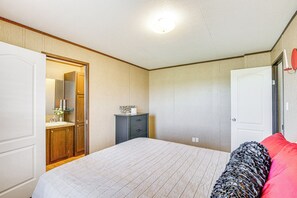 2 dormitorios, tabla de planchar con plancha, Internet y ropa de cama