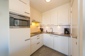 Apartment | Private kitchen - Amazing Apartment on the First Floor (Middelkerke)