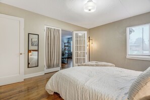 3 bedrooms, iron/ironing board, free WiFi - Colorado Bay A & B (Colorado Springs)