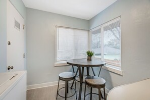 Family dining - Colorado Bay A & B (Colorado Springs)