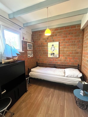 3 bedrooms, internet