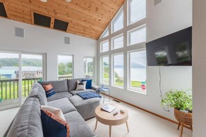 Televisie en een kantoor