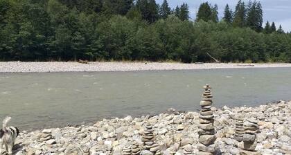 Reindler Modern Retreat