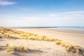 Apartment | View from property - Apartment in Nieuwpoort Near the Beach (Nieuwpoort)