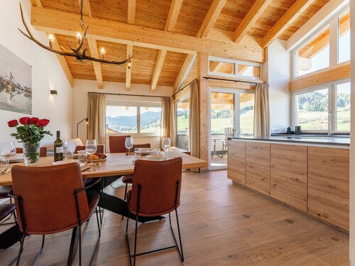 Schönes Ferienhaus direkt an der Piste gelegen