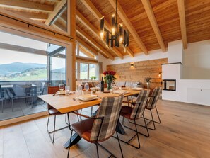 Dining - Very spacious ski in-ski out chalet with a sauna (Sankt Lambrecht)