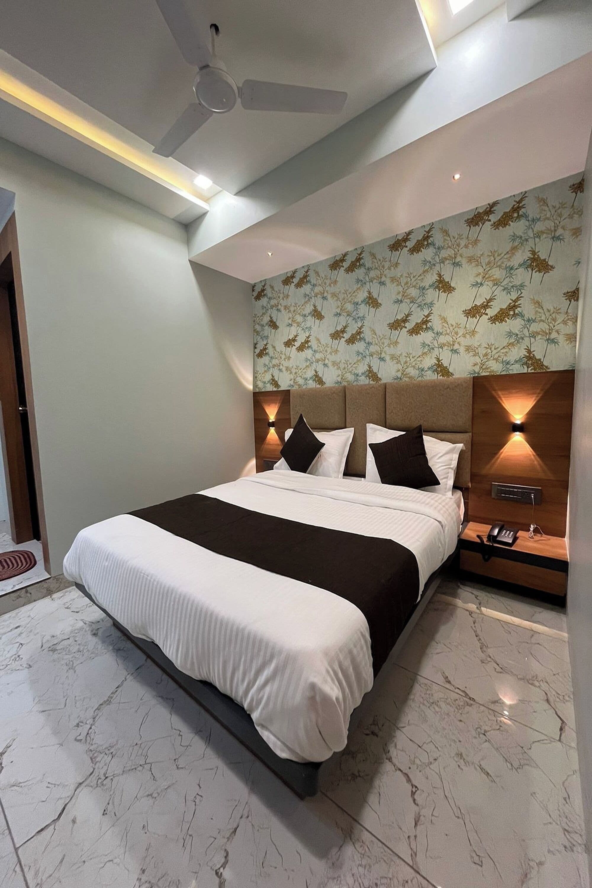 Deluxe-herbergi | Ókeypis þráðlaus nettenging, rúmföt