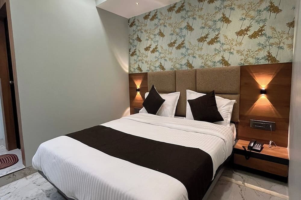 Hotel Moon Light Isanpur Ahmedabad