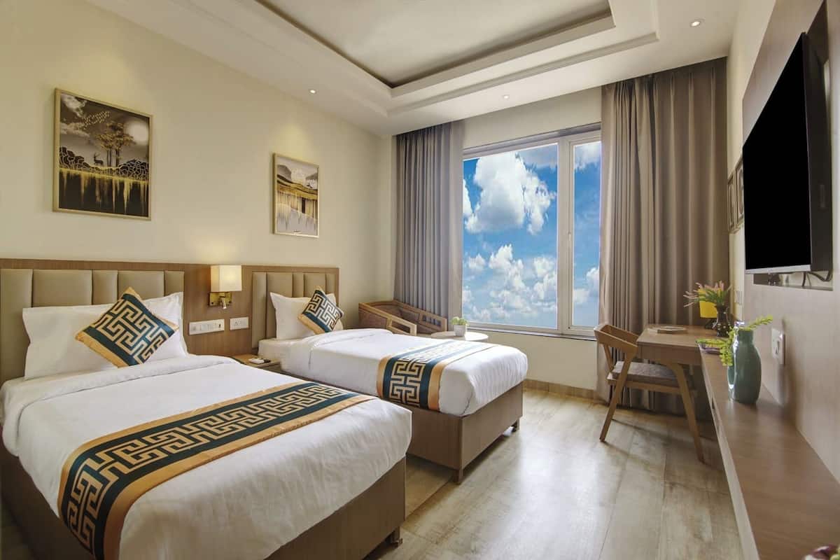 Phòng 2 giường đơn Tiêu chuẩn | Két bảo mật tại phòng, bàn, bàn ủi/dụng cụ ủi quần áo 