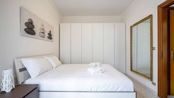 4 chambres, fer et planche Ă repasser, Wi-Fi, draps fournis