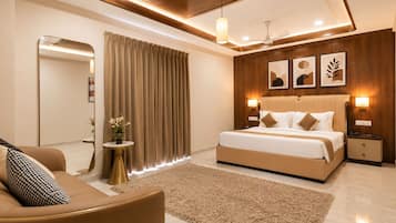 Suite with Living Room | Free WiFi
