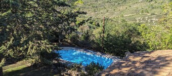 Charmante Villa mit Pool und Altem Baumbestand