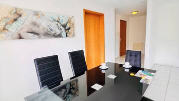 Apartment, 2 Schlafzimmer, Raucher | Esszimmer