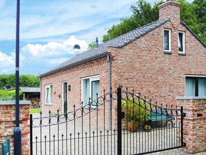 House | Exterior - Holiday Home in Zeeland Near the Beach (Baarland)