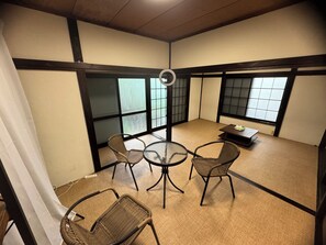 House, Lanai, Partial Sea View | Living area | 40-inch LCD TV with cable channels, Netflix, first-run movies - JapaneseTraditional house ONDa (Zushi)