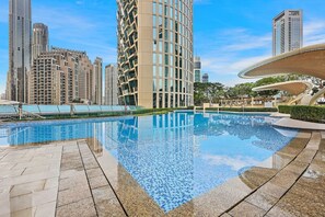 Pool - LUX 1BR Burj View | Direct Link to Dubai Mall & Metro Station | Sleeps 4 (Dubai)