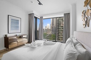 1 bedroom, iron/ironing board, WiFi, bed sheets - LUX 1BR Burj View | Direct Link to Dubai Mall & Metro Station | Sleeps 4 (Dubai)