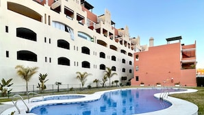 Pool - Belvilla by OYO Apto con Piscina en Vera Playa (Vera)