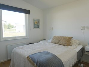 House | 3 bedrooms, individually furnished