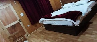 Snowleopard Cottage - Tsomoriri Lake 