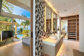 4 Schlafzimmer, WLAN, Bettwäsche