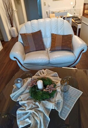 Dining - Fillner 2 Modern Retreat (Scharbeutz)