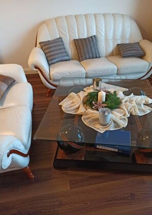 Dining - Fillner 2 Modern Retreat (Scharbeutz)