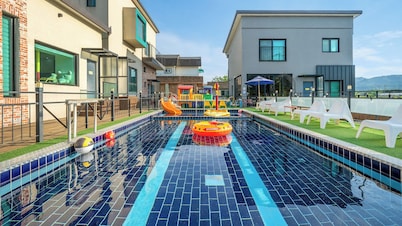 Gapyeong Ttonggangaji Kids Poolvilla
