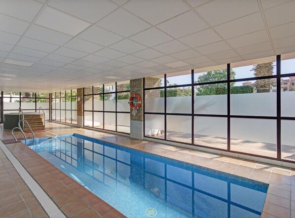 Apartment | Pool | Outdoor pool - Chic Apt by Playa Granada (Granada)