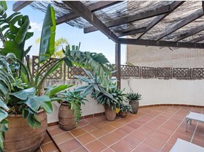 Apartment | Exterior - Chic Apt by Playa Granada (Granada)