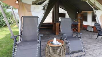 Tent | Exterior