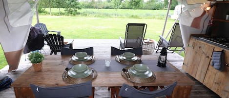 Tent | Dining