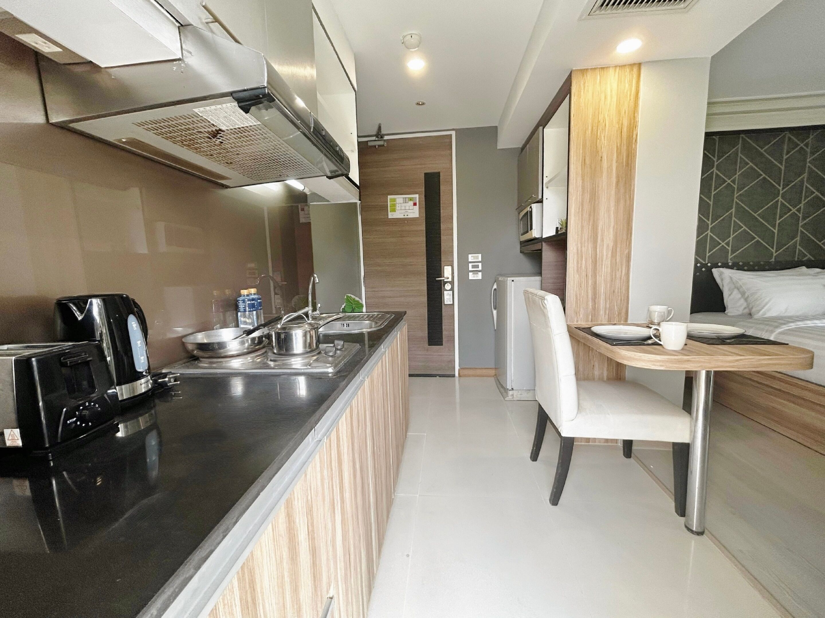 尊贵开间, 阳台 | 私人厨房 | 迷你冰箱、微波炉、电热水壶