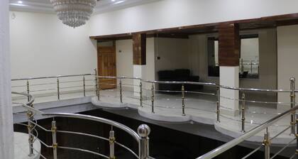 Snowland Hotel and Restaurant