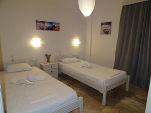 Laptop workspace, soundproofing, free WiFi - Villa Irene (Poros)