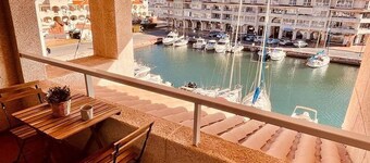 Nice Apartment in the Marina of Almerimar