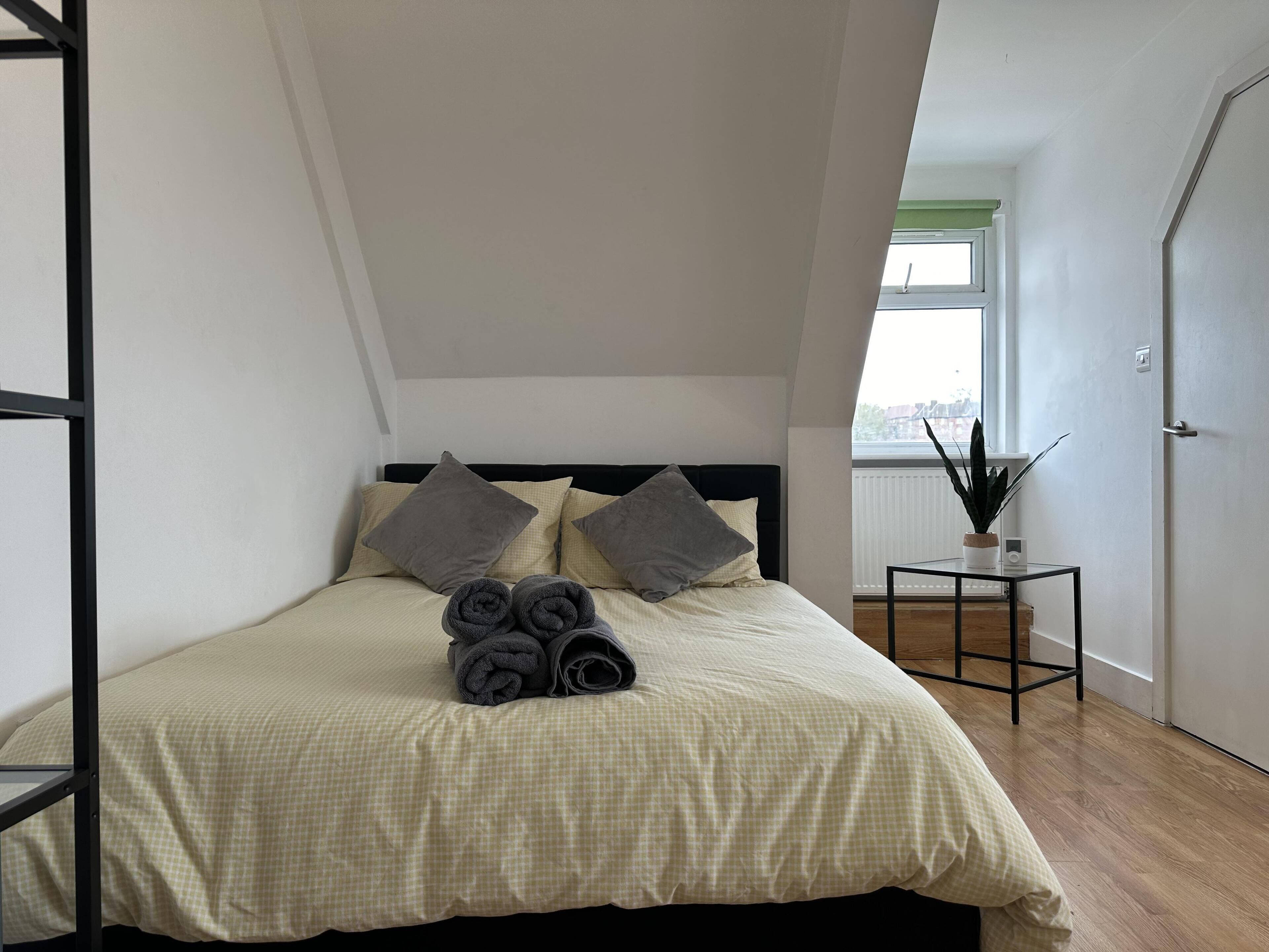 Apartment | 2 bedrooms, free WiFi, bed sheets