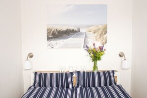 3 bedrooms, travel crib, free WiFi