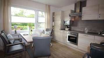 House | Private kitchen | Electric kettle, toaster