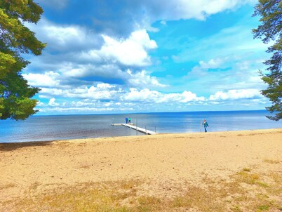 Holiday home, Large natural property, Surrounded by several lakes