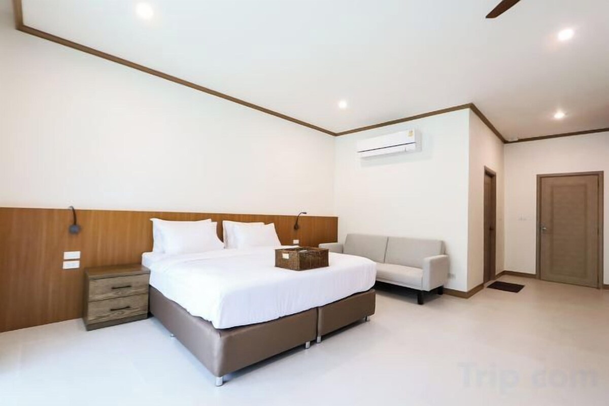 Cortinas blackout, camas plegables/adicionales y wifi gratis 
