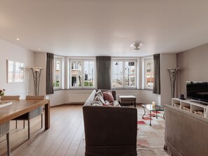 Apartment | Living area - Apartment in De Haan Near Belle Epoque Beach (De Haan)