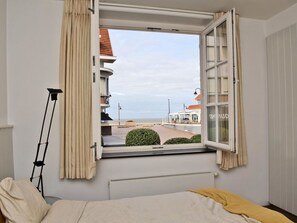Apartment | 3 bedrooms, iron/ironing board - Apartment in De Haan Near Belle Epoque Beach (De Haan)