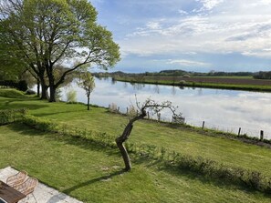 Apartment | Exterior - Holiday Home at the end of the Weser (Doerverden)