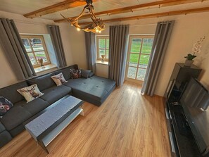 Apartment | 3 bedrooms, bed sheets - Ferienwohnung im Bayerischen Wald mit Terrasse (Viechtach)