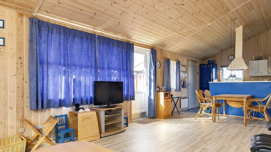 6 Person Holiday Home in Hjorring